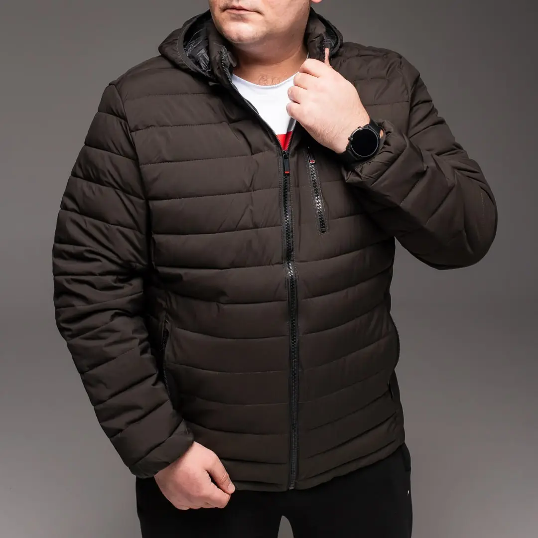 стьобана куртка БАТАЛ з капюшоном, кишеня на грудях (зелена)