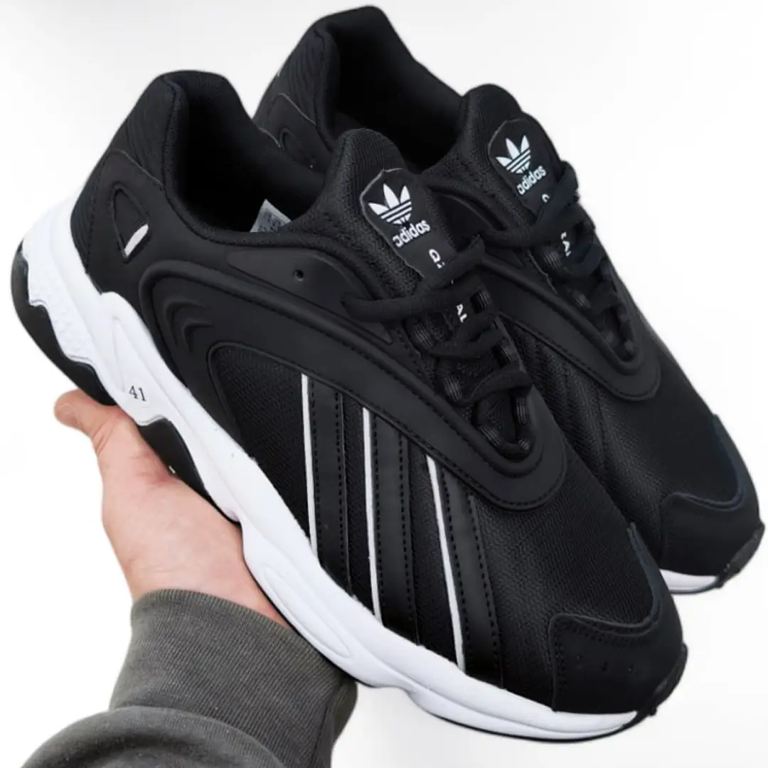 Adidas Oztral чорні з білим