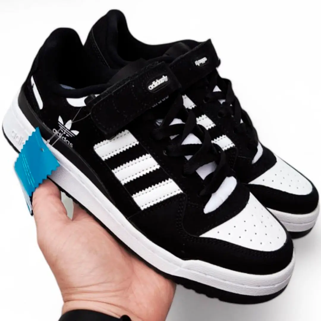 Кросівки Adidas Forum Black White