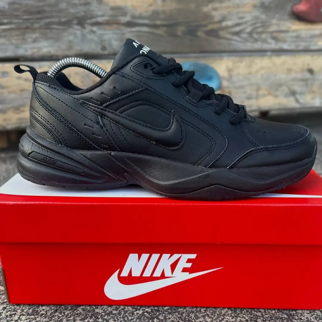 Nike Air Monarch all black