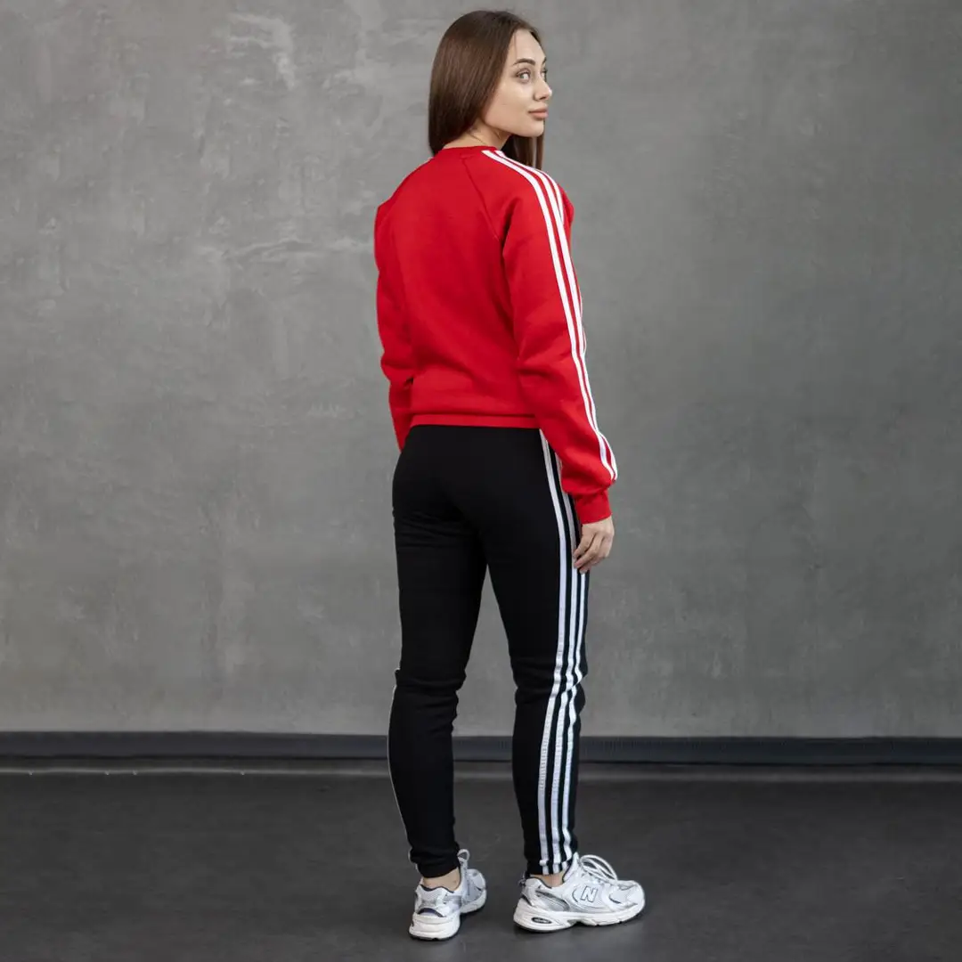 Жіночий зимовий спортивний костюм adidas червоний