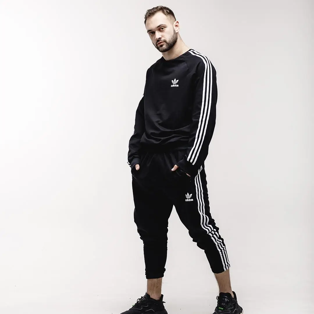 Чоловічий спортивний костюм Adidas чорний