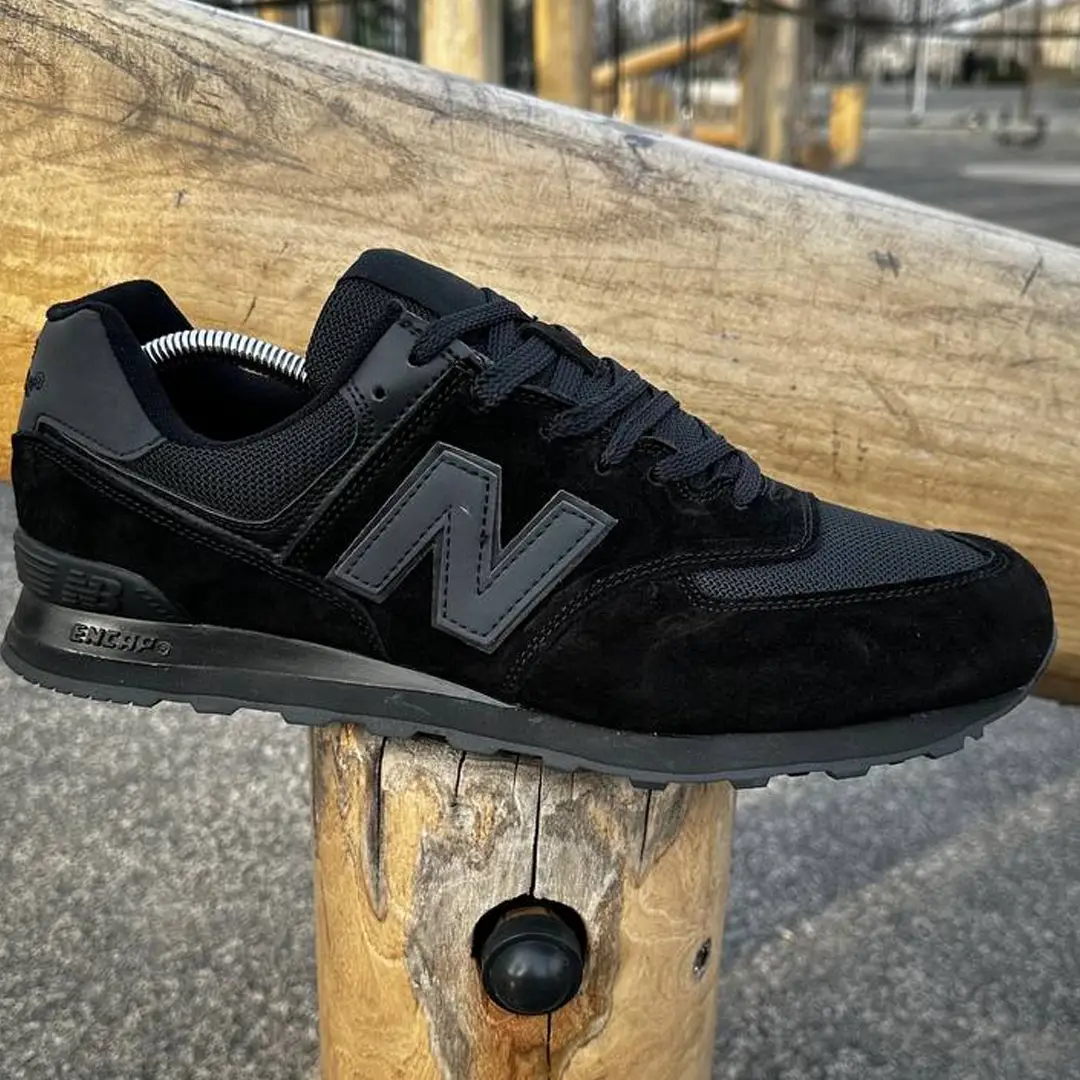 New Balance Classic all black замша