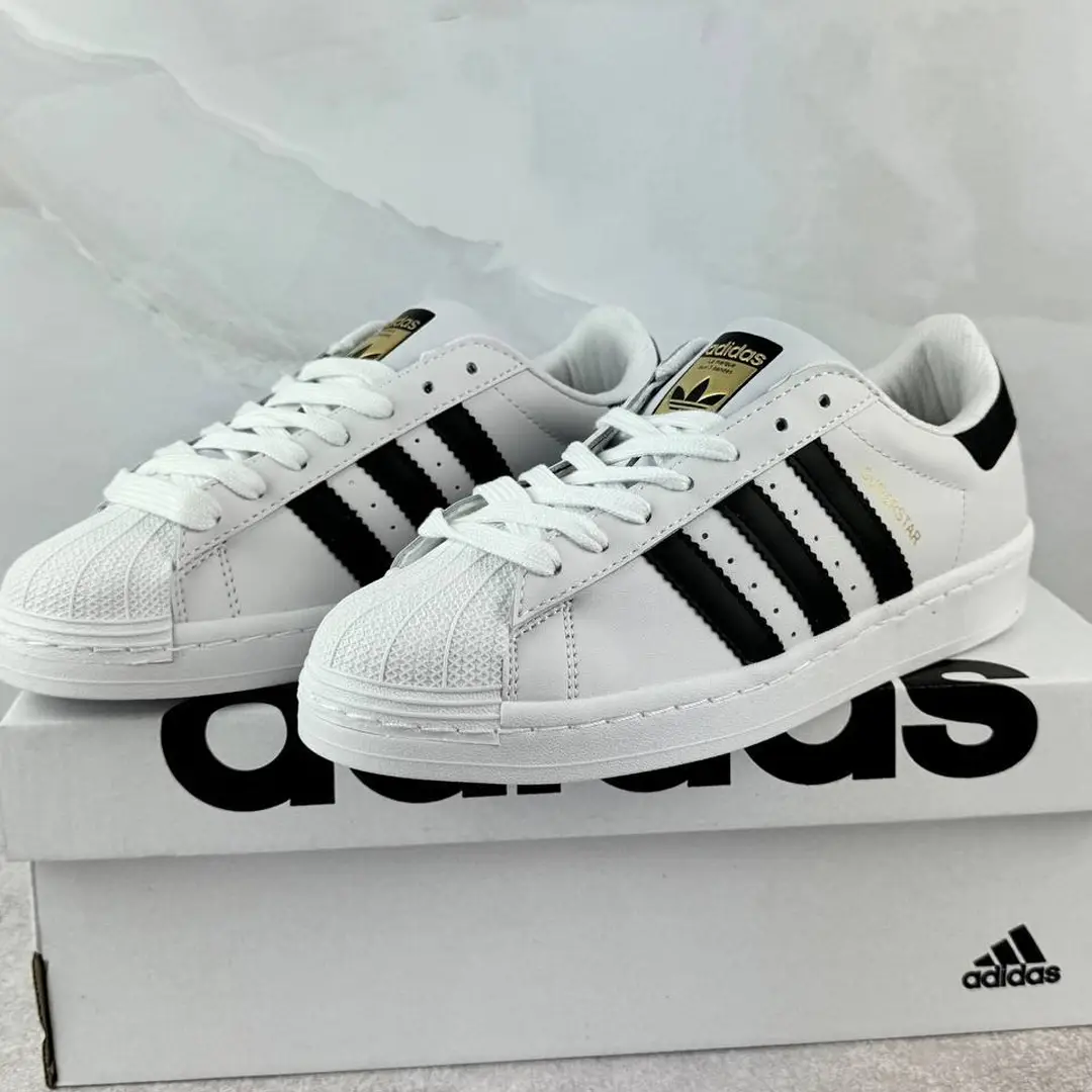 Жіночі кросівки Adidas Superstar білі