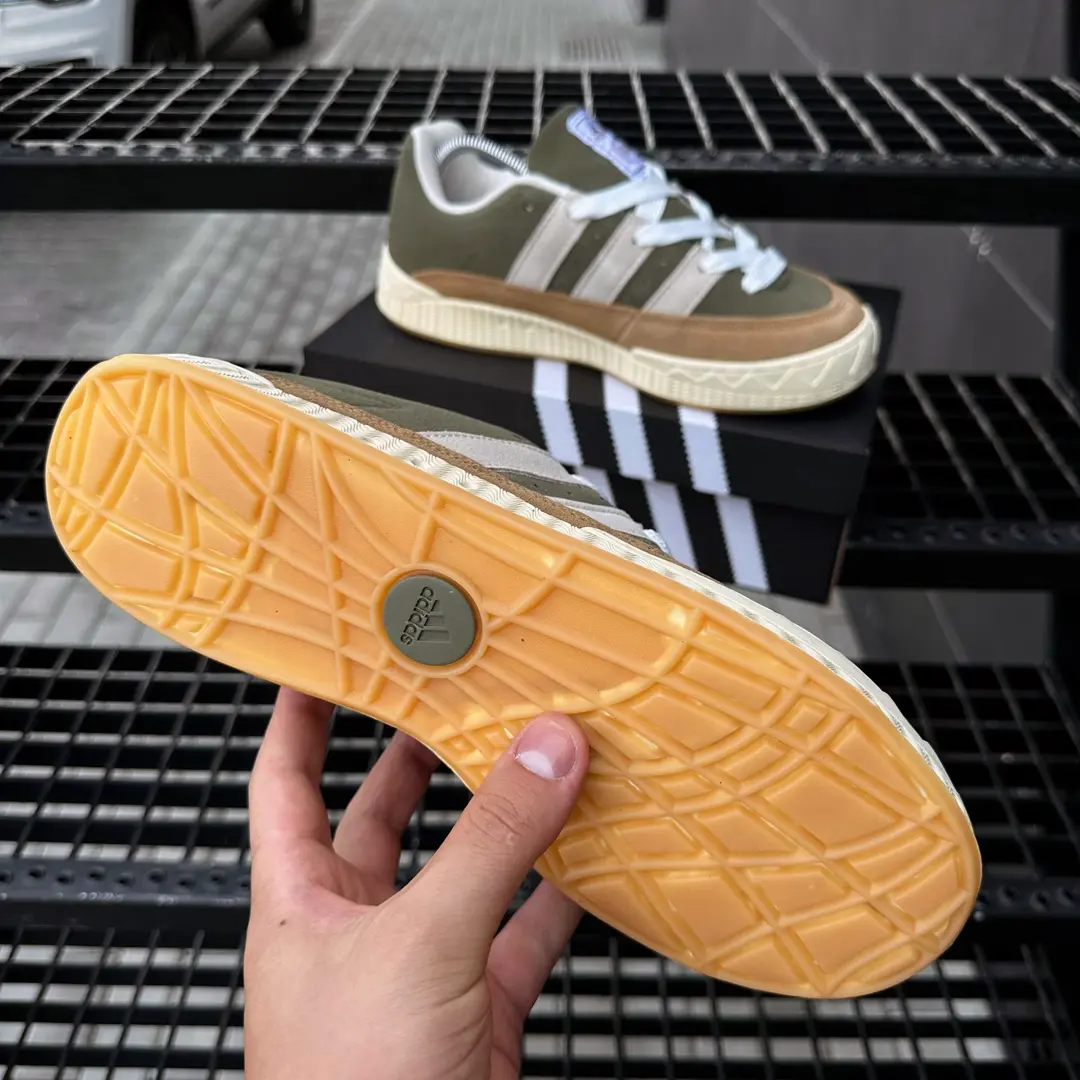Adidas Adimatic Neighborhood (olive)