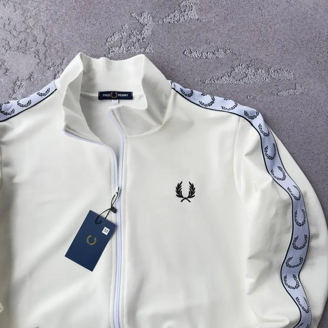 Костюм Fred Perry лампас кофта молочний штани чорні