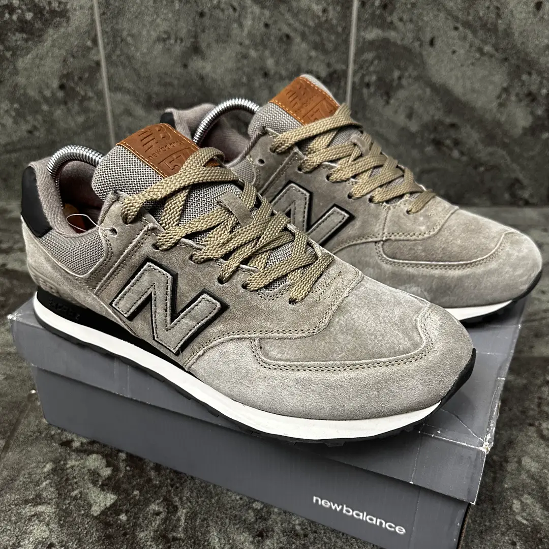 Кросівки New Balance Classic khaki замша