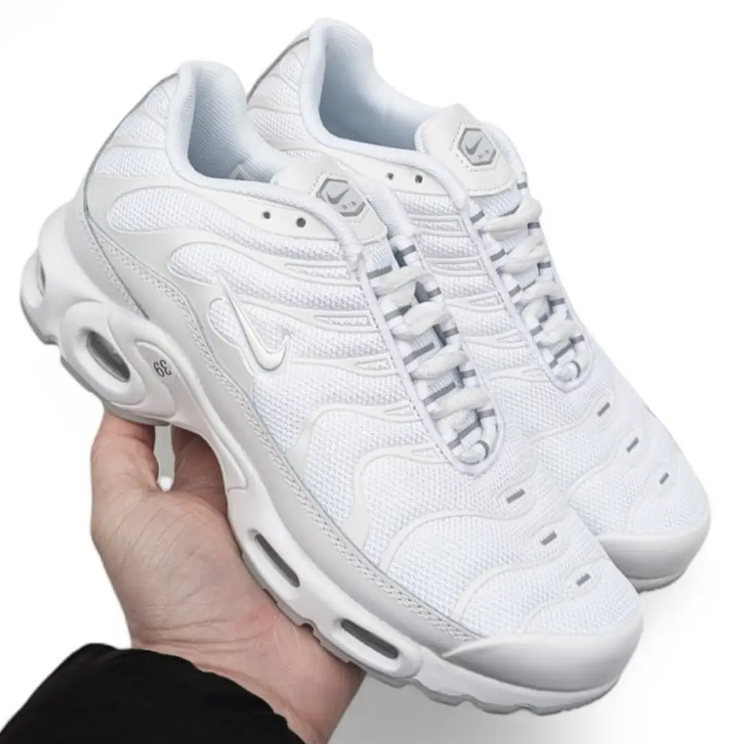 Кросівки Nike Air Max TN Plus білі all white