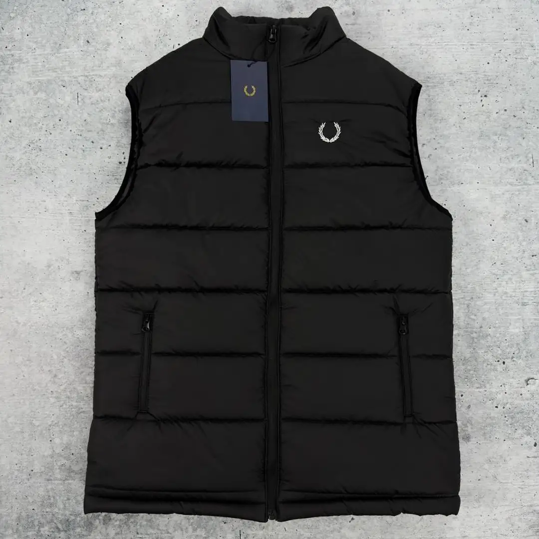 Жилет Fred Perry чорний