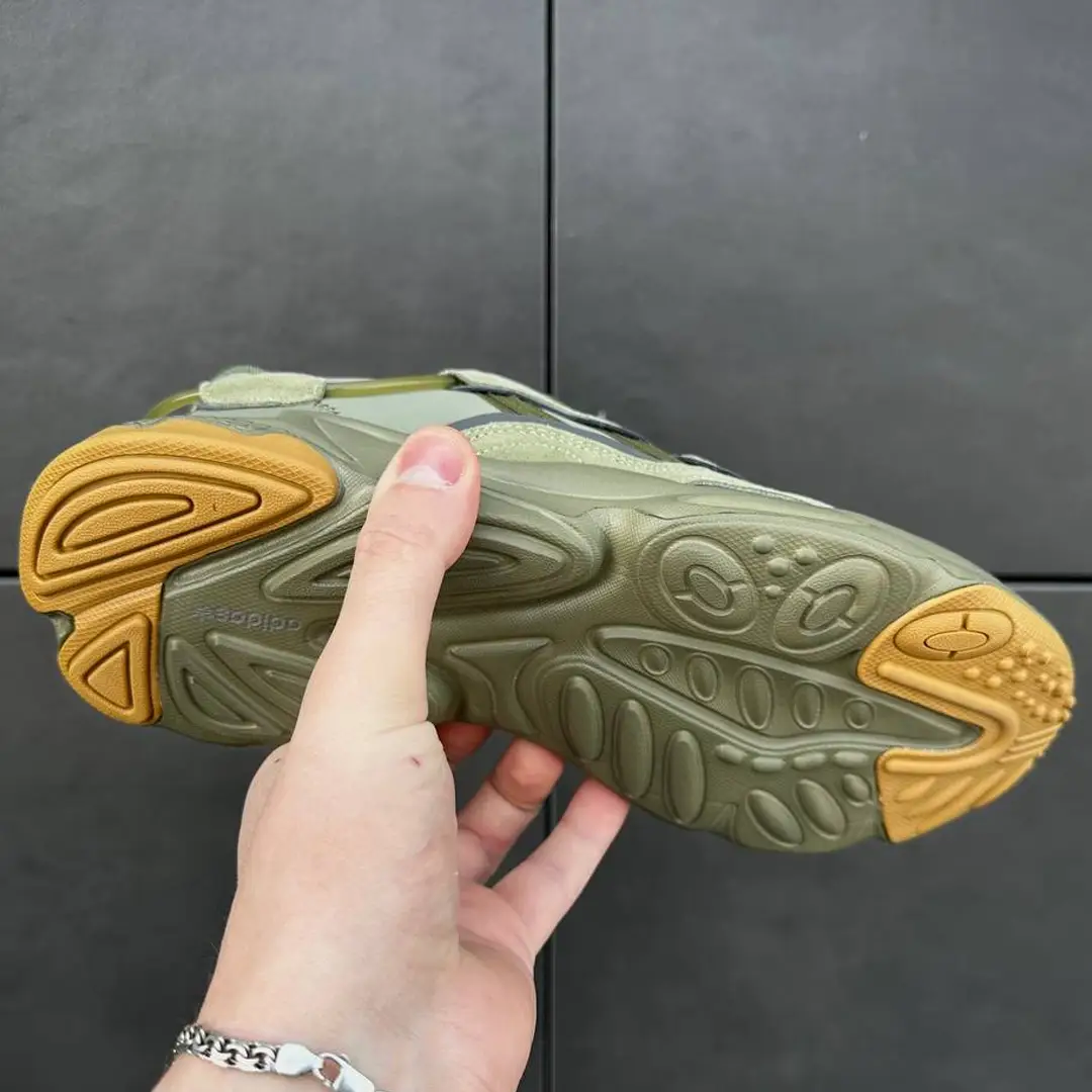 Кросівки Adidas Ozweego olive