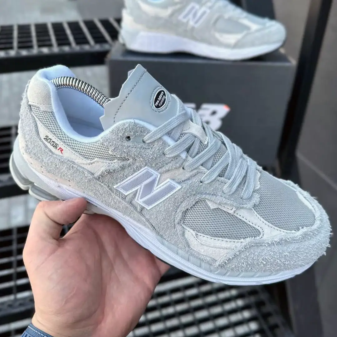 Для нього Кросівки New Balance 2002R (dark gray) Магазин Орхідея Кросівки New Balance R (light gray)