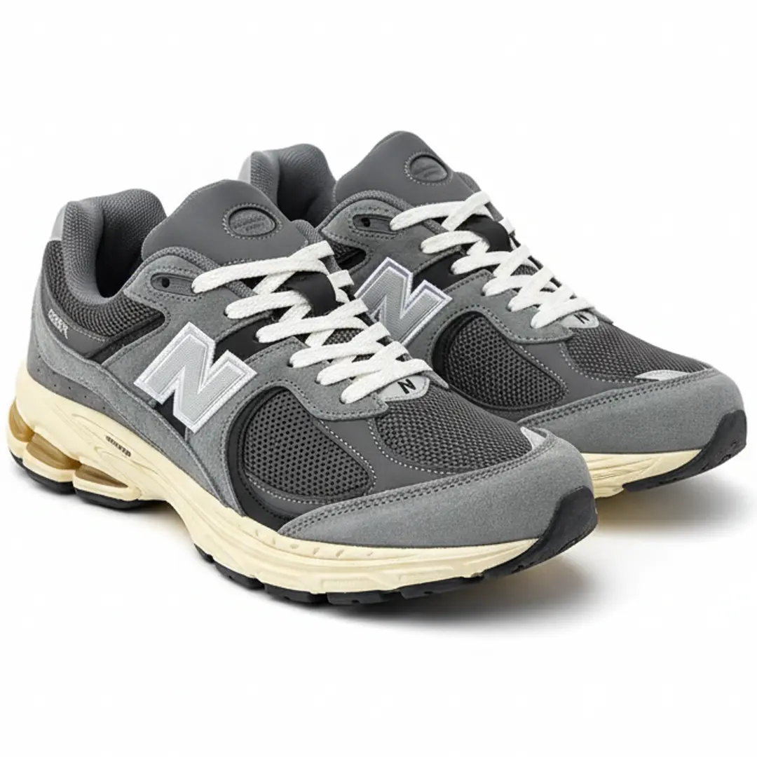New Balance R (dark gray)
