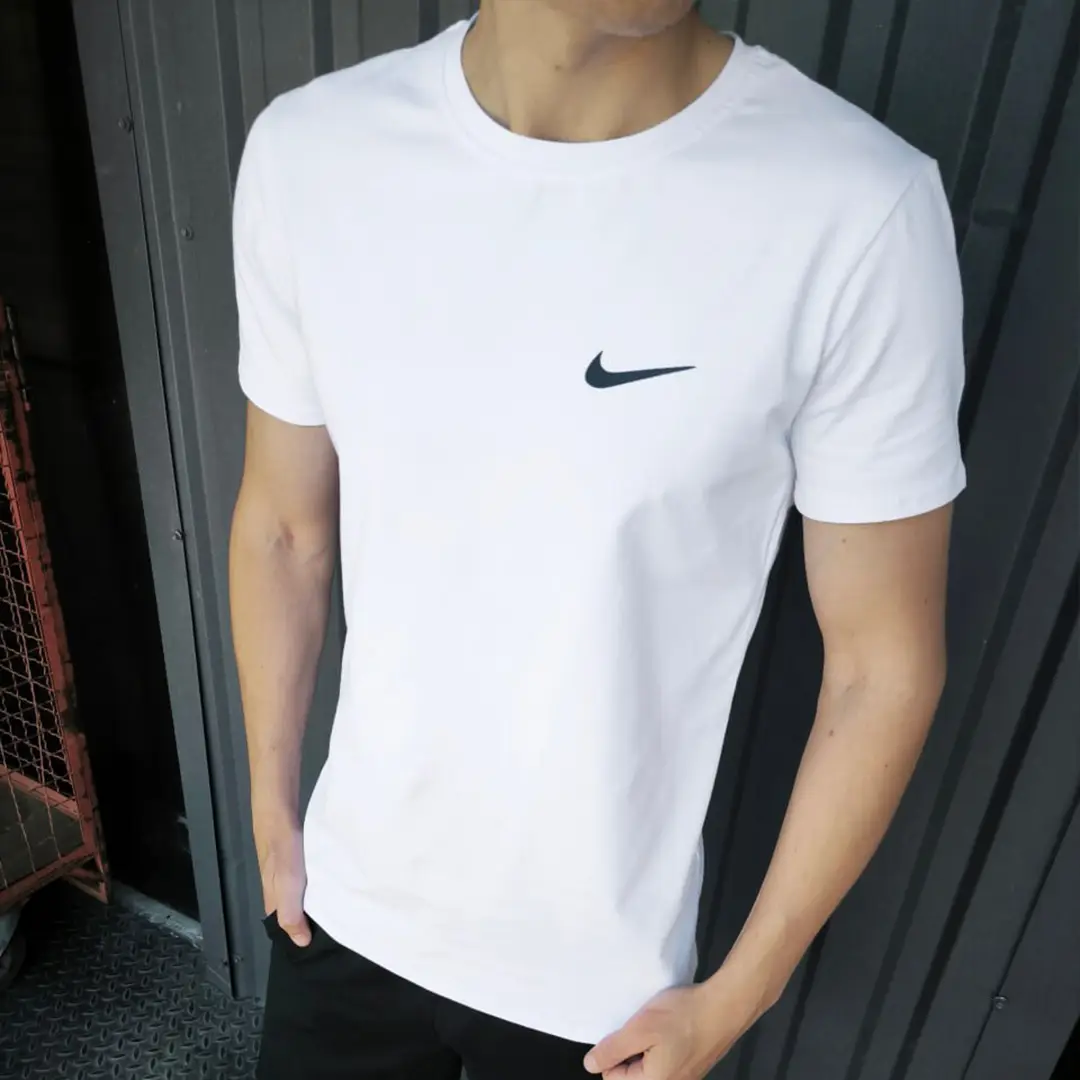 Літній комплект Літній чоловічий комплект Nike (футболка + шорти) Магазин Орхідея Літній чоловічий комплект Nike (футболка + шорти)