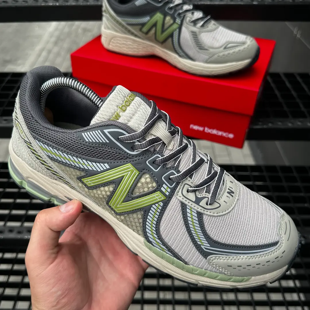Кросівки New Balance v (color)