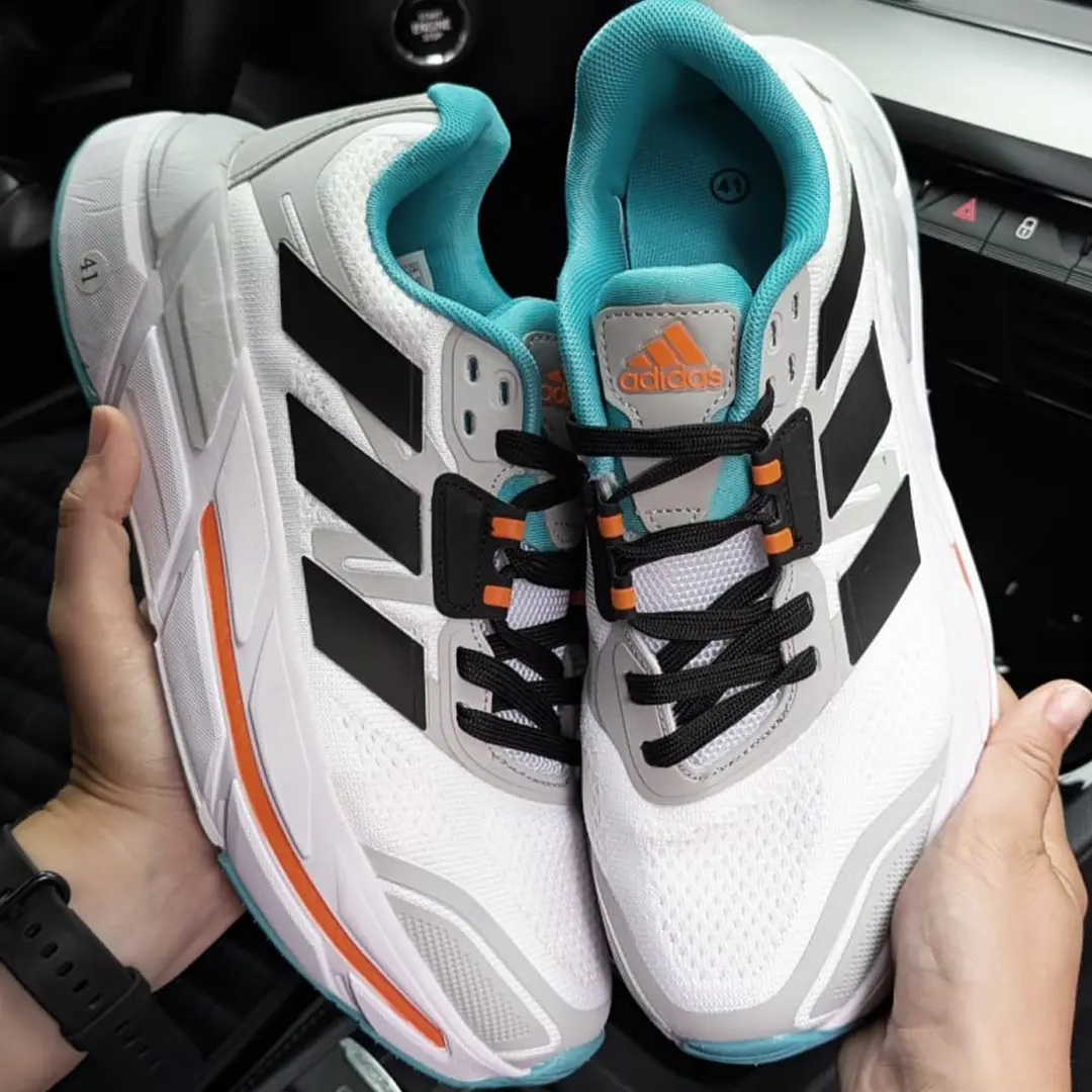 Кросівки Adidas Adistar . (whitecolored)