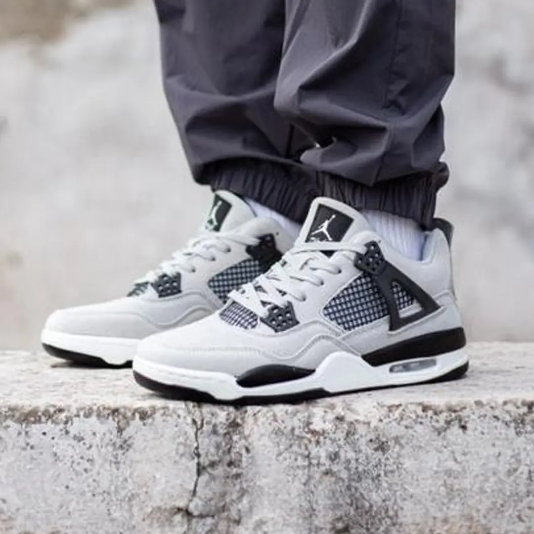 Кросівки Nike Air Jordan Retro (grey)