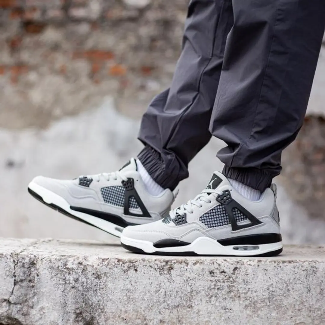 Кросівки Nike Air Jordan Retro (grey)