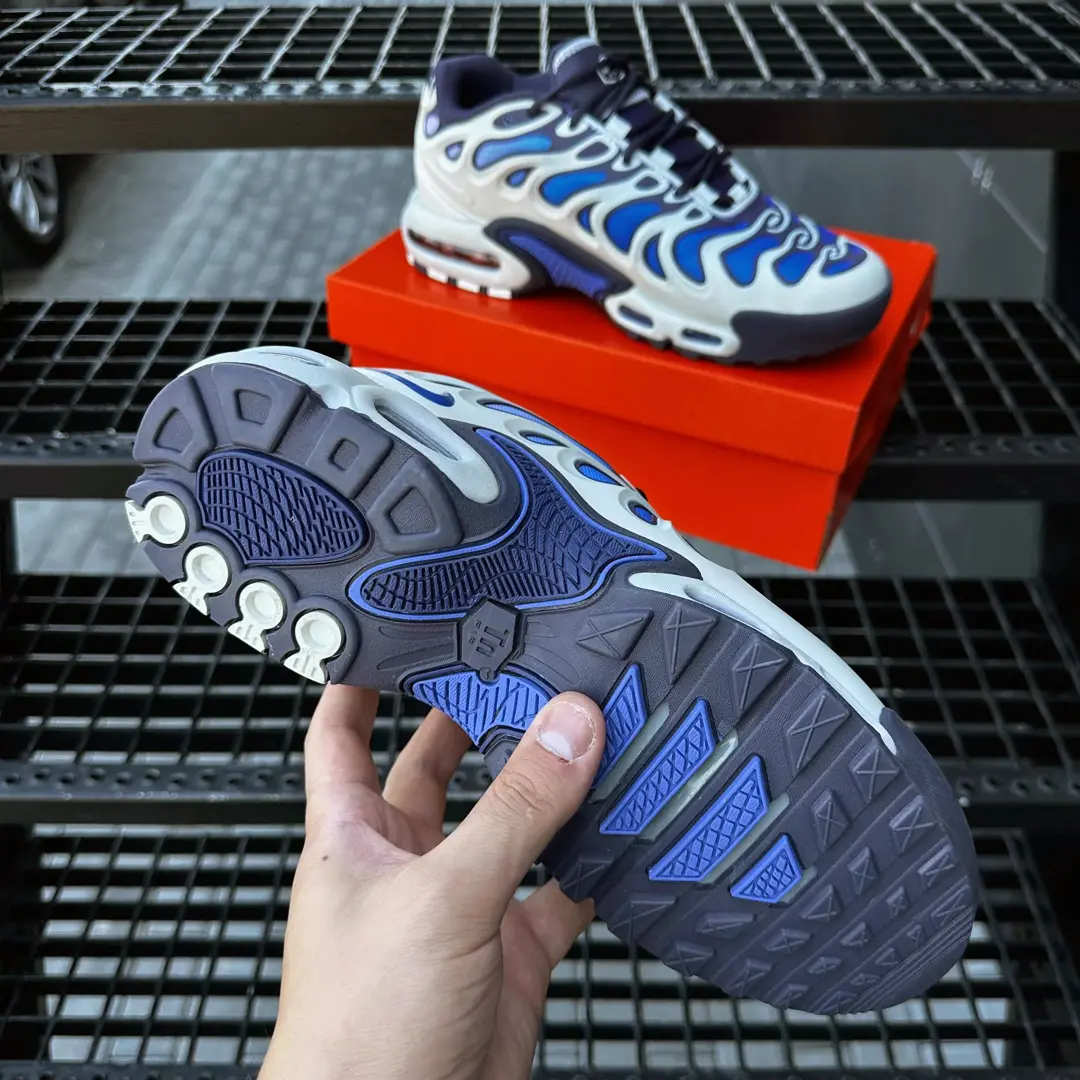 Кросівки Nike Air TN Plus Drift (white & blue)