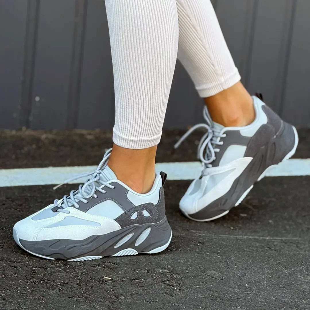 Жіночі демісезонні кросівки Stilli C