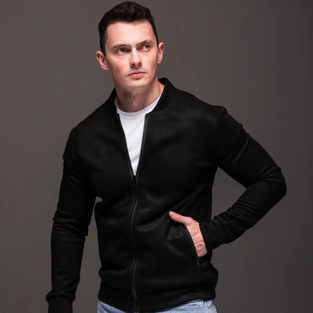 Замшевий демісезонний бомбер casual (чорний)