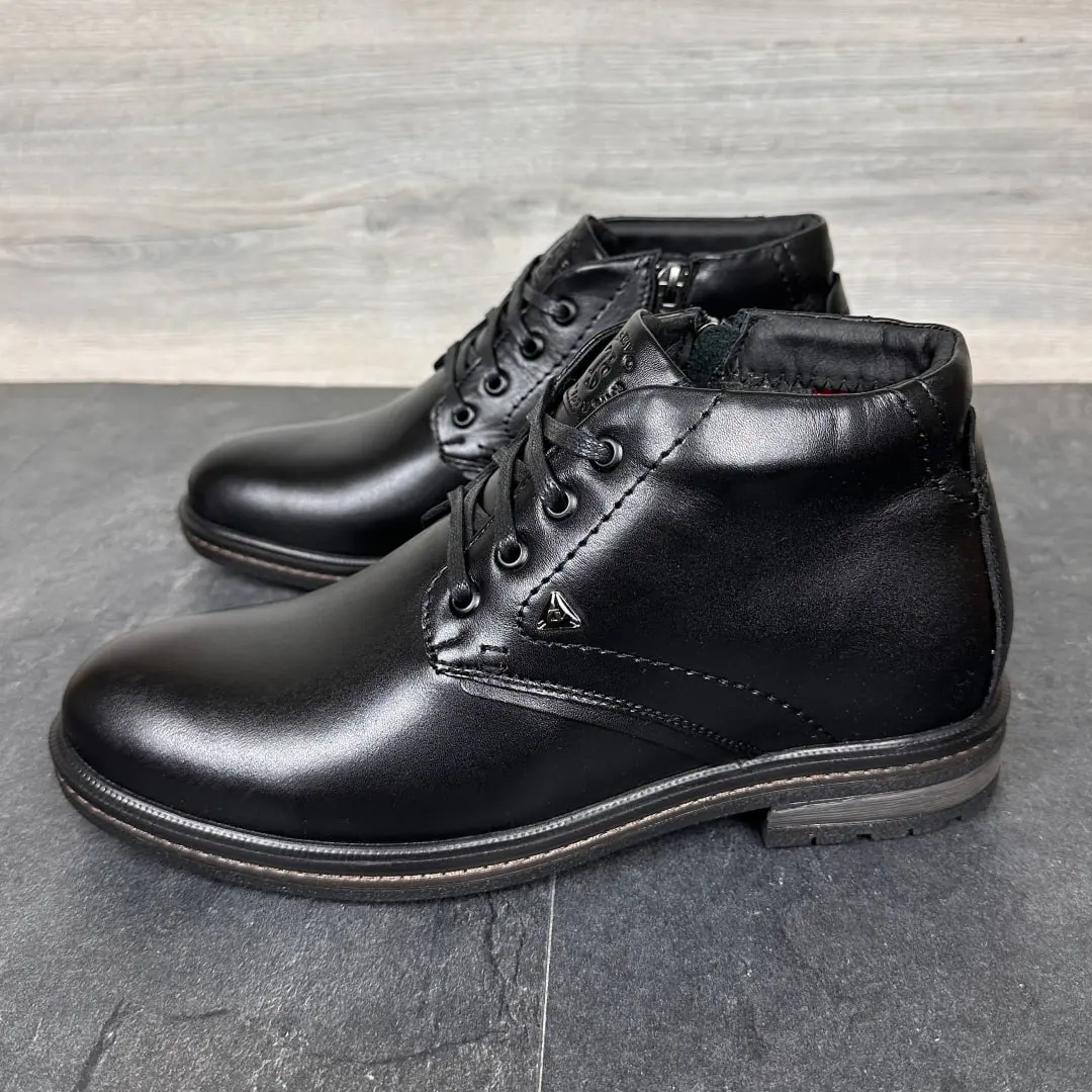 Чоловічі шкіряні зимові черевики (чорні)