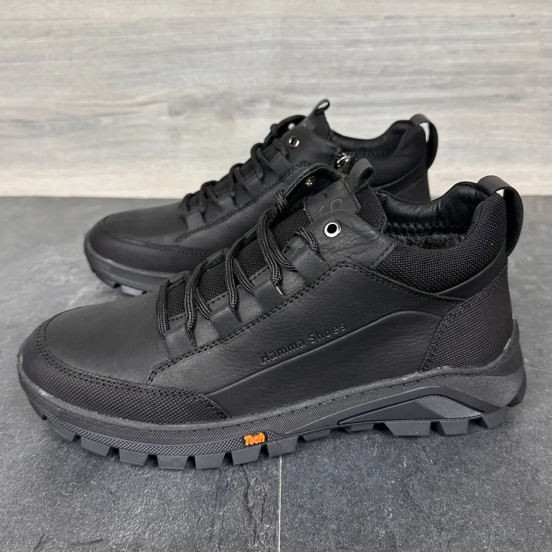 Чоловічі шкіряні зимові кросівки (чорні)