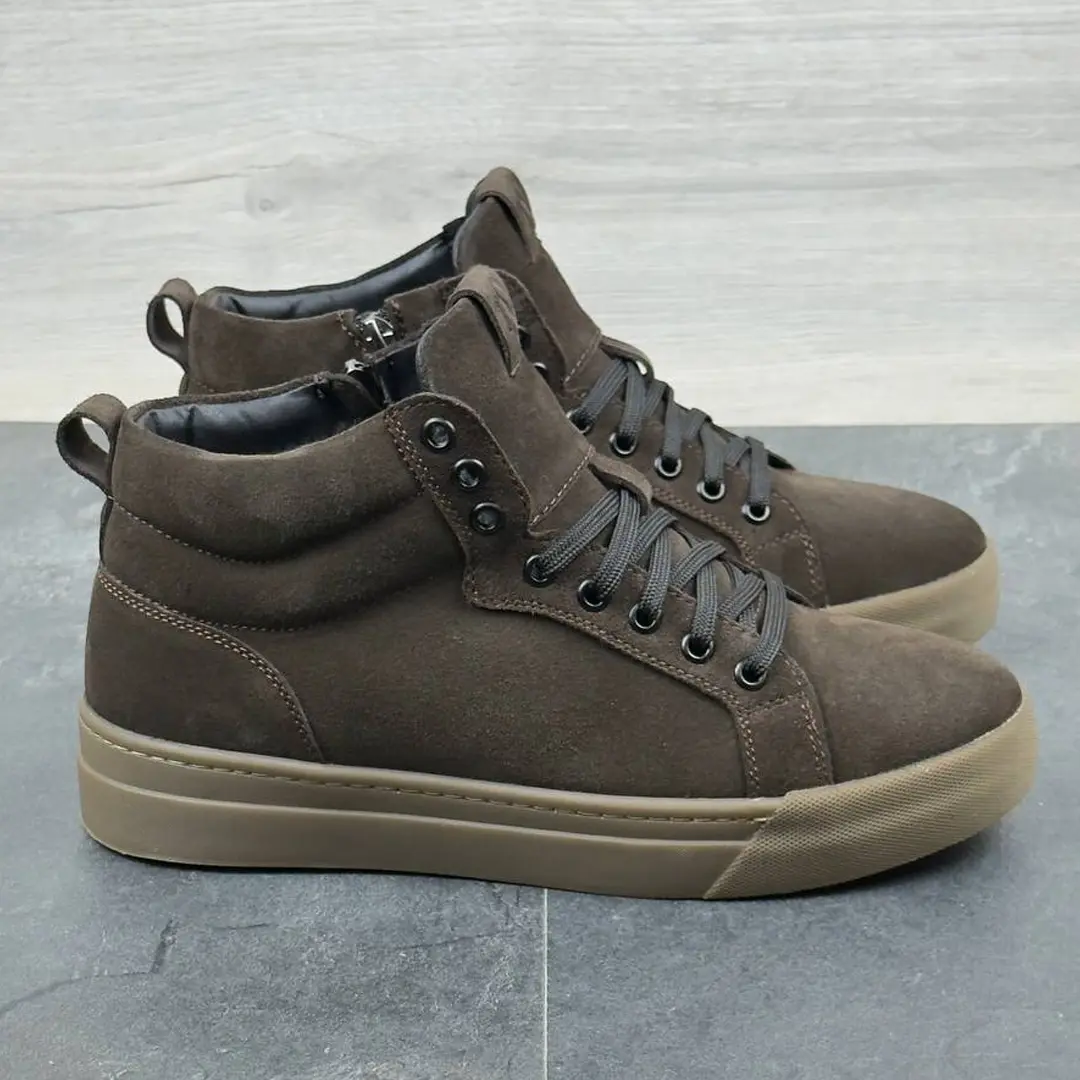 Чоловічі зимові черевики з натуральної замші (коричневі)