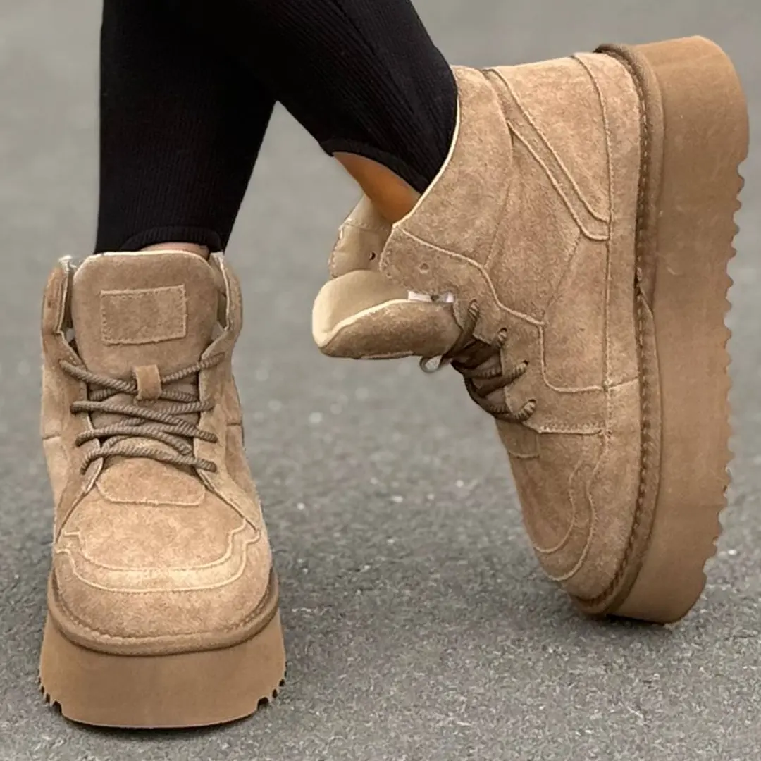 Жіночі шкіряні уггі Stilli UG