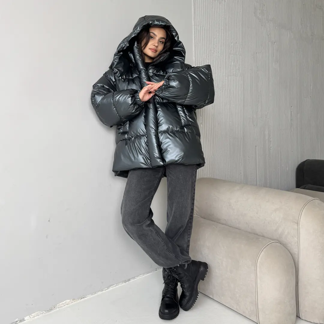 Жіночий дутий пуховик (лак)