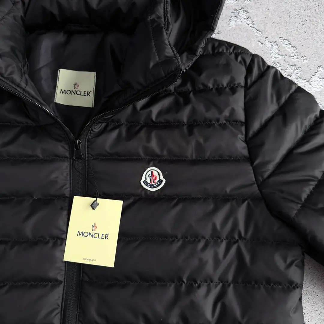 Демісезонна куртка Moncler (чорна)