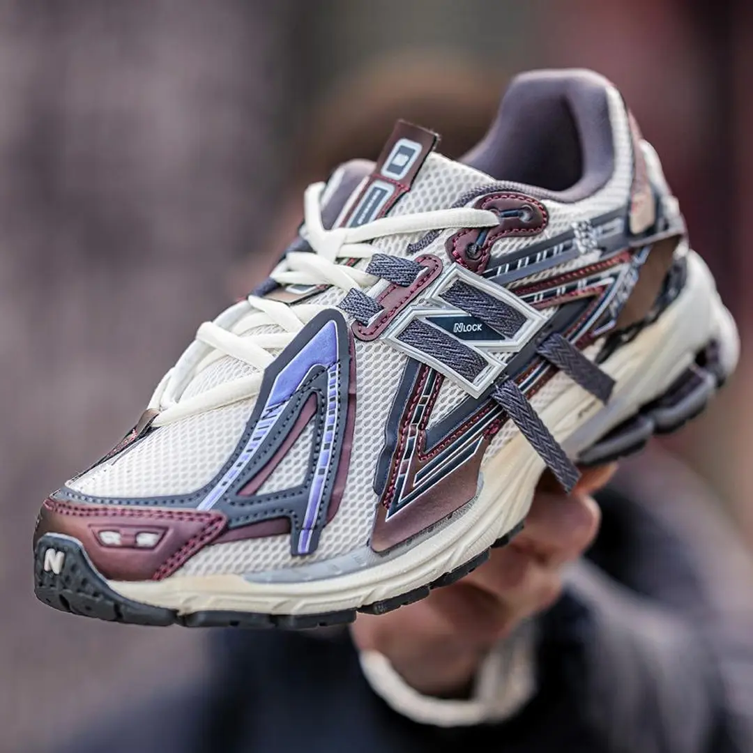 Кросівки New Balance A Crimson Sea Salt