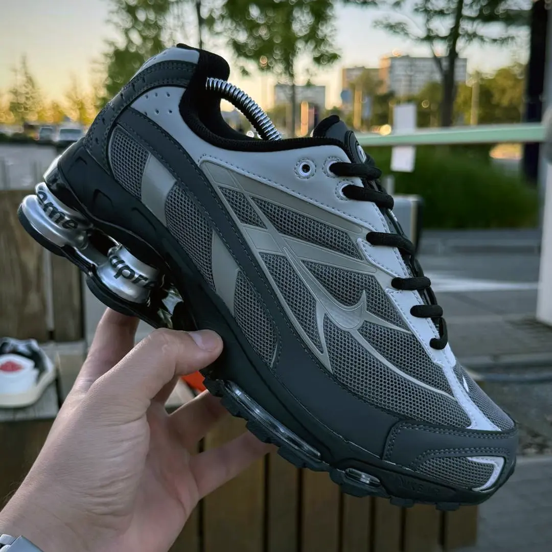 Nike Кросівки Nike SHOX Ride 2 SP X SUPREME (чорно-сірі) Орхідея