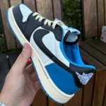 Nike Кросівки Nike Air Jordan x Travis Scott (біло-чорно-сині) Орхідея