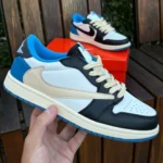 Nike Кросівки Nike Air Jordan x Travis Scott (біло-чорно-сині) Орхідея