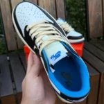 Nike Кросівки Nike Air Jordan x Travis Scott (біло-чорно-сині) Орхідея