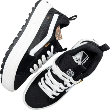 Vans Кеди Vans Old Skool MTE-1 (чорні з білим) Орхідея