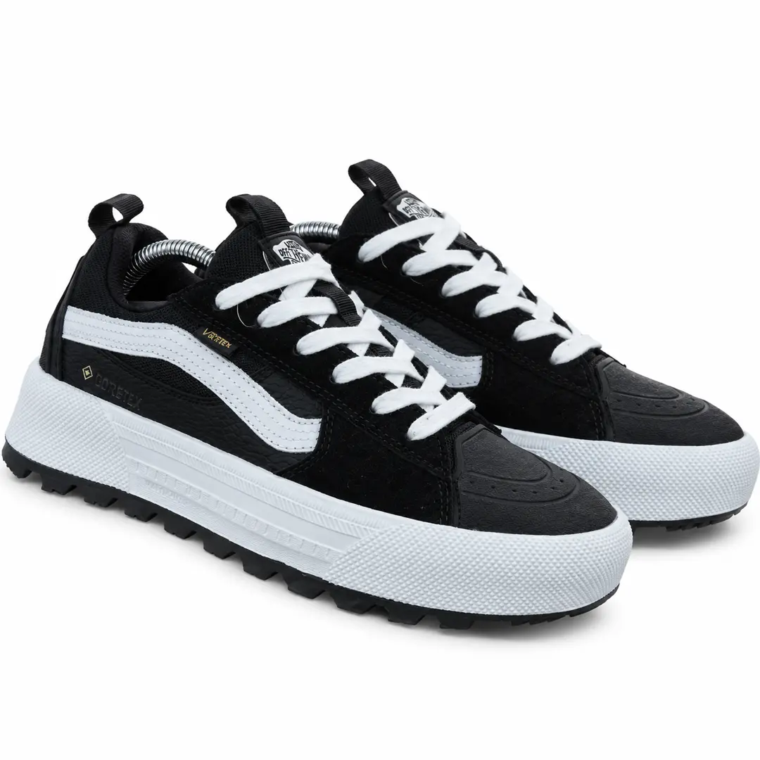 Vans Кеди Vans Old Skool MTE-1 x Gore-Tex, чорно-білі Орхідея Vans Кеди Vans Old Skool MTE-1 x Gore-Tex, чорно-білі Орхідея