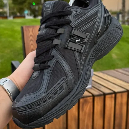 New Balance Кросівки New Balance 1906 х Cordura, Gore-Tex (чорні) Орхідея