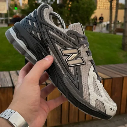 New Balance Кросівки New Balance 1906R (сіро-чорні) Орхідея