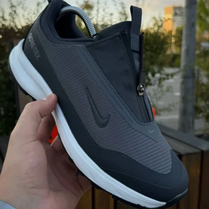 Nike Кросівки Nike ACG Mountain Fly, сірі з білою підошвою Орхідея