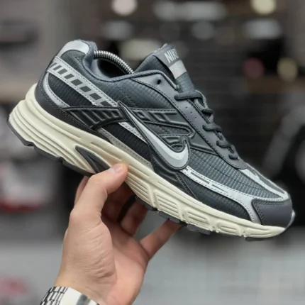 Nike Кросівки Nike Initiator (dark gray) Орхідея
