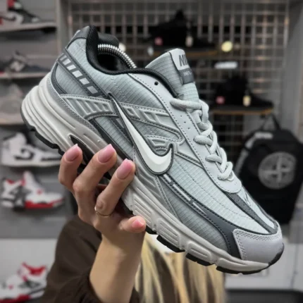 Nike Кросівки Nike Initiator (light gray) Орхідея