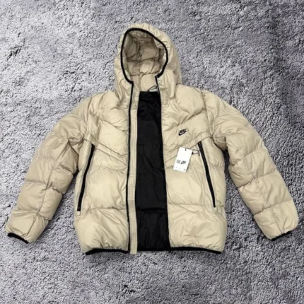 Жіночі зимові куртки Пуховик Nike Storm-Fit (світло – бежевий) Орхідея